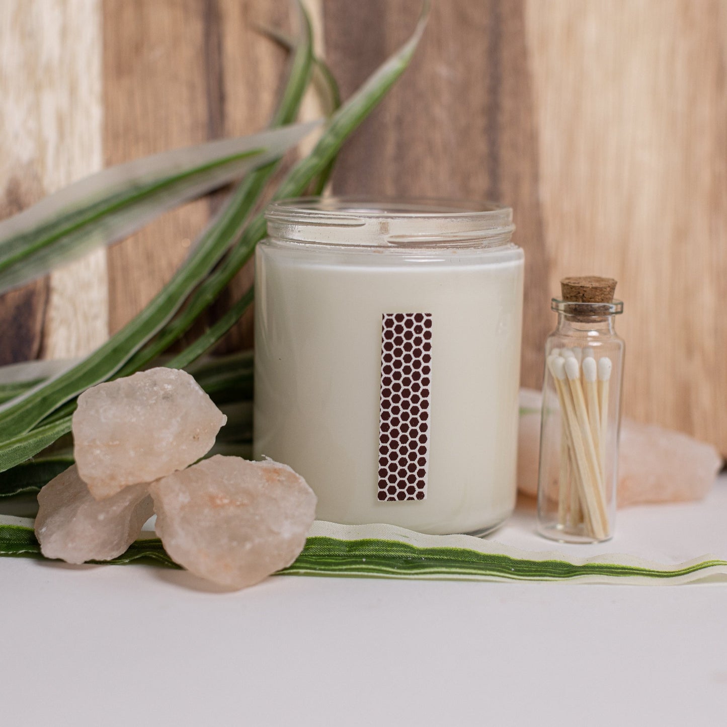 Sea Salt & Orchid Soy Wax Candle | Fresh Floral Harmony with Salty Highlights | Toxin-Free, Vegan | Matches Included | Gift Box Ready