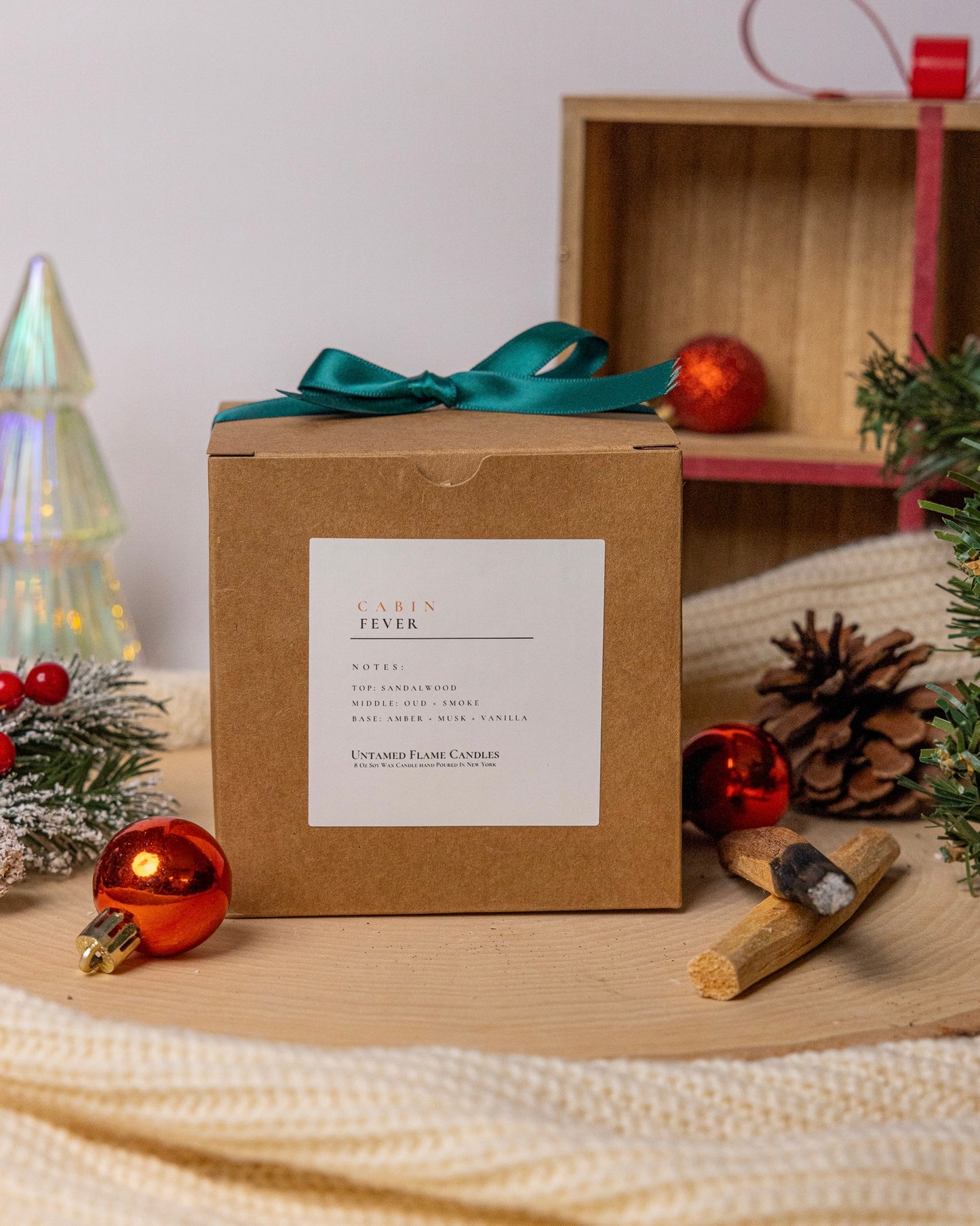 Cabin Fever Soy Wax Candle | Cozy Winter Retreat Aroma | Oud, Sweet Smoke, Incense, Vanilla | De-Stress, Vegan, Matches Included