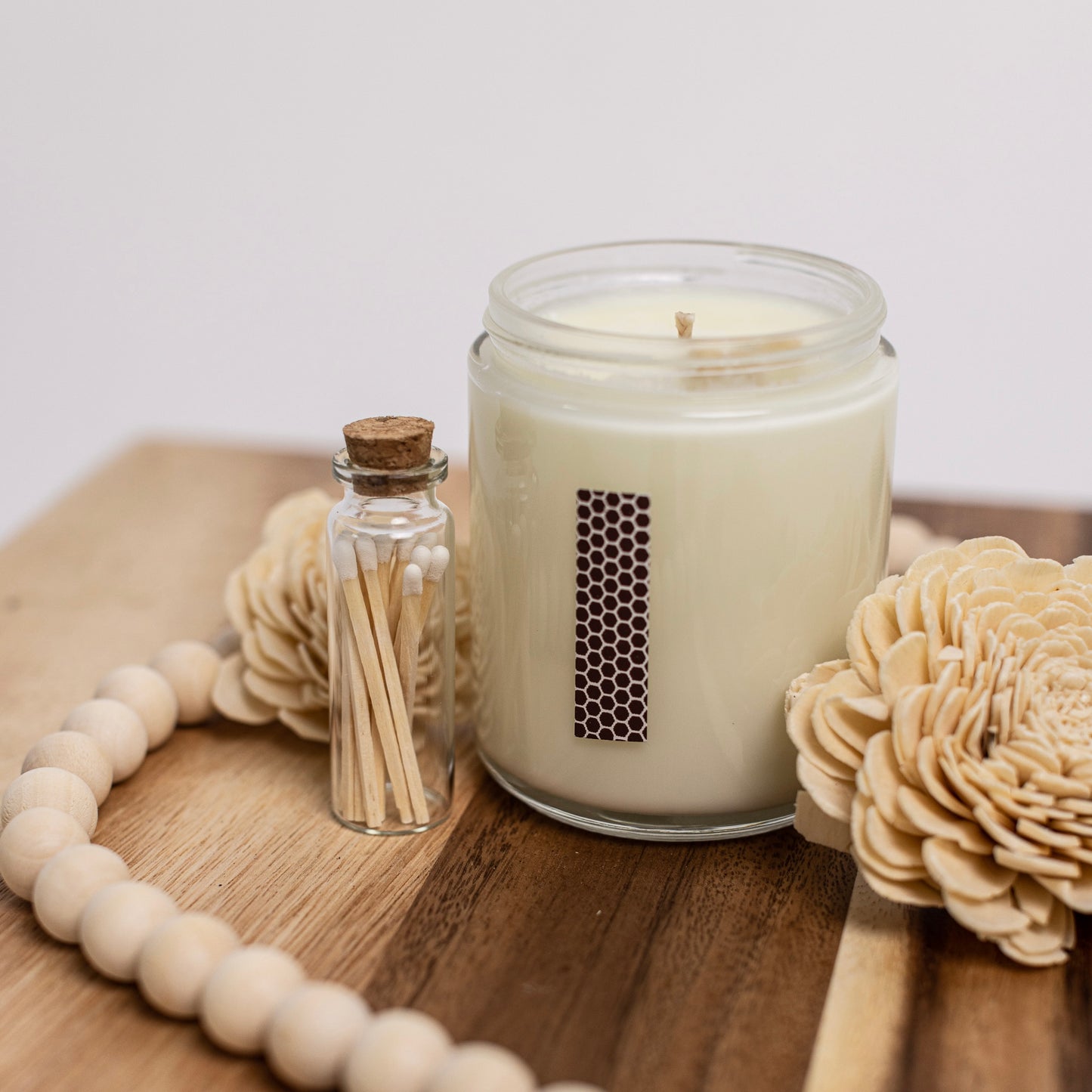 Honeysuckle Jasmine Natural Soy Wax Candle | Floral| Vegan | Toxin-Free | Hand poured in NY | Glass Jar