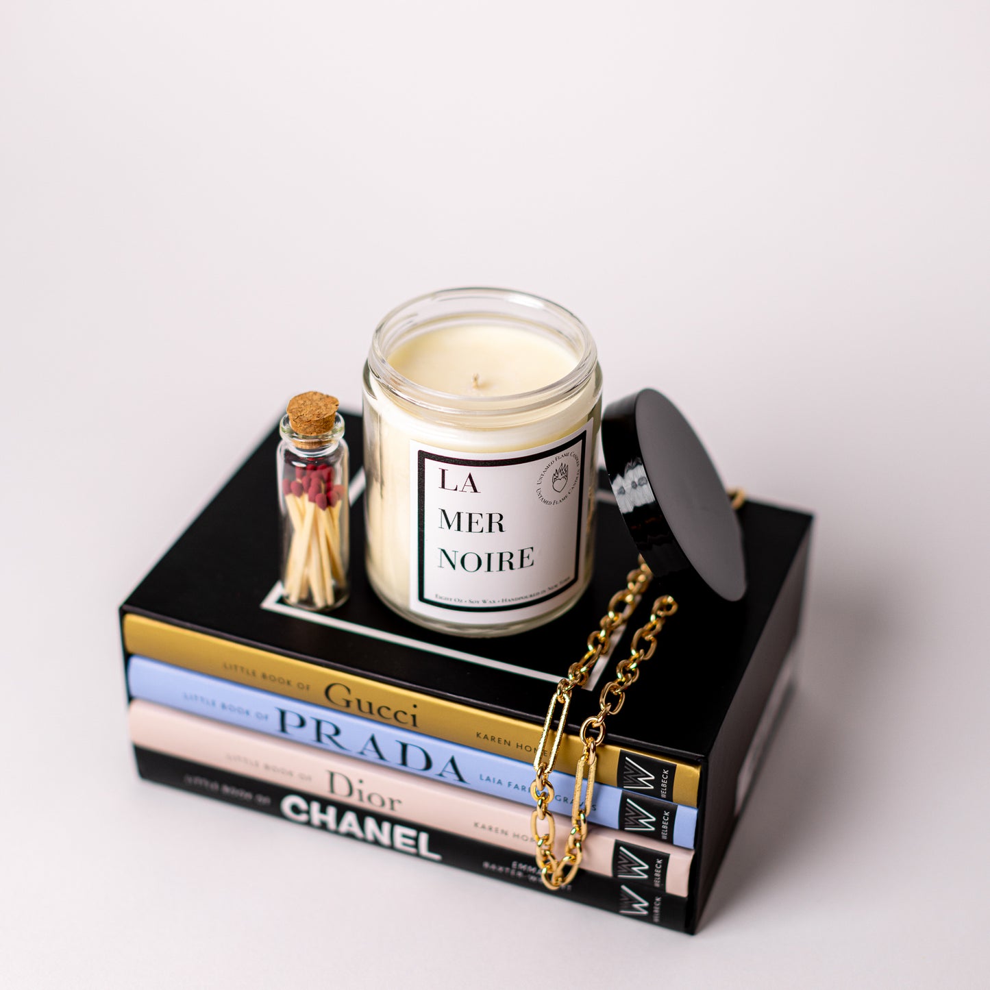 La Mer Noire Natural Soy Wax Candle | Ocean-Inspired Fragrance | Non-Toxic, Vegan, 8 oz | Hand Poured in NY | The Black Sea Scent
