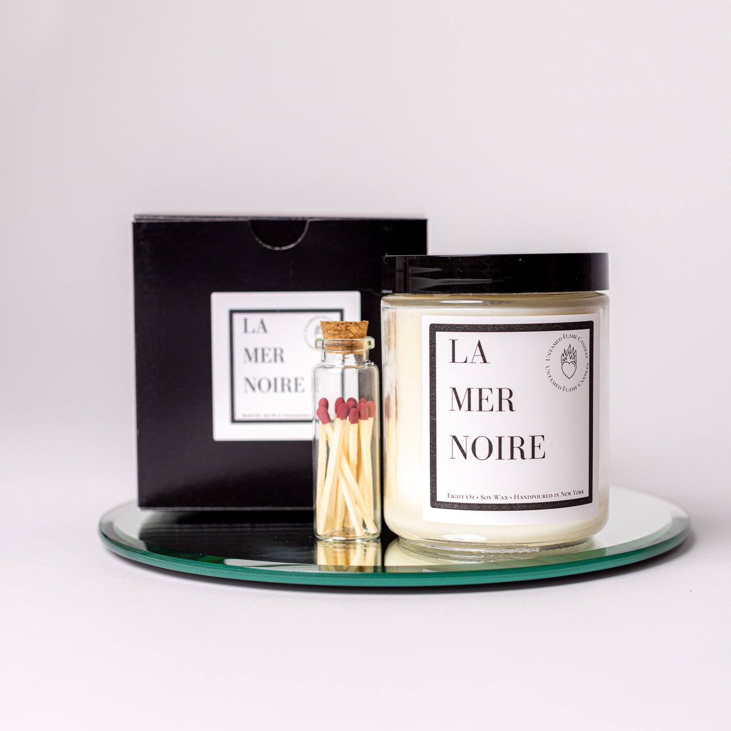La Mer Noire Natural Soy Wax Candle | Ocean-Inspired Fragrance | Non-Toxic, Vegan, 8 oz | Hand Poured in NY | The Black Sea Scent