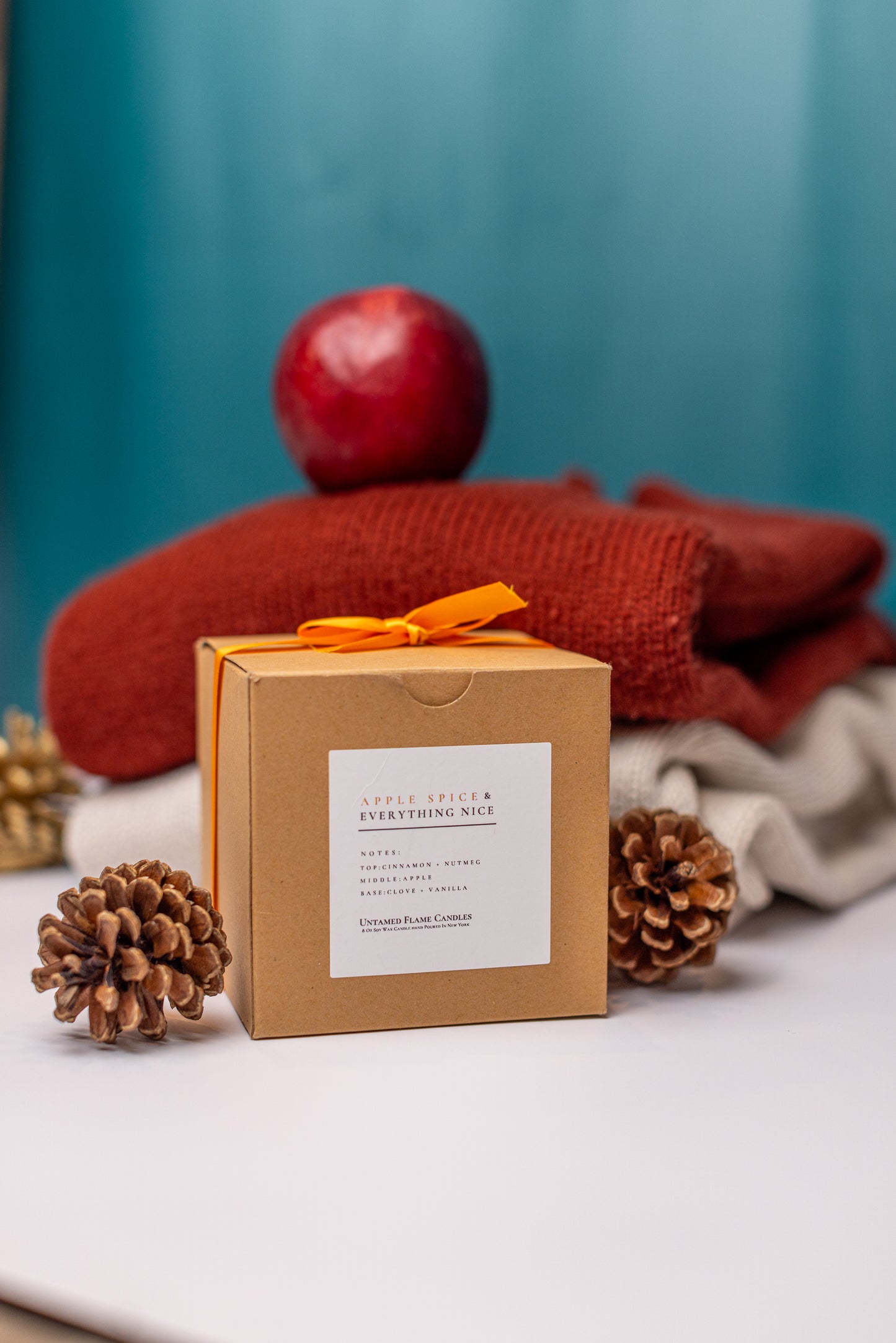 Apple & Spice & Everything Nice Soy Wax Candle | Fall Aroma | Crisp Apple, Cinnamon, Nutmeg, Cedar-wood | Non-Toxic, Handcrafted, Gift-Ready